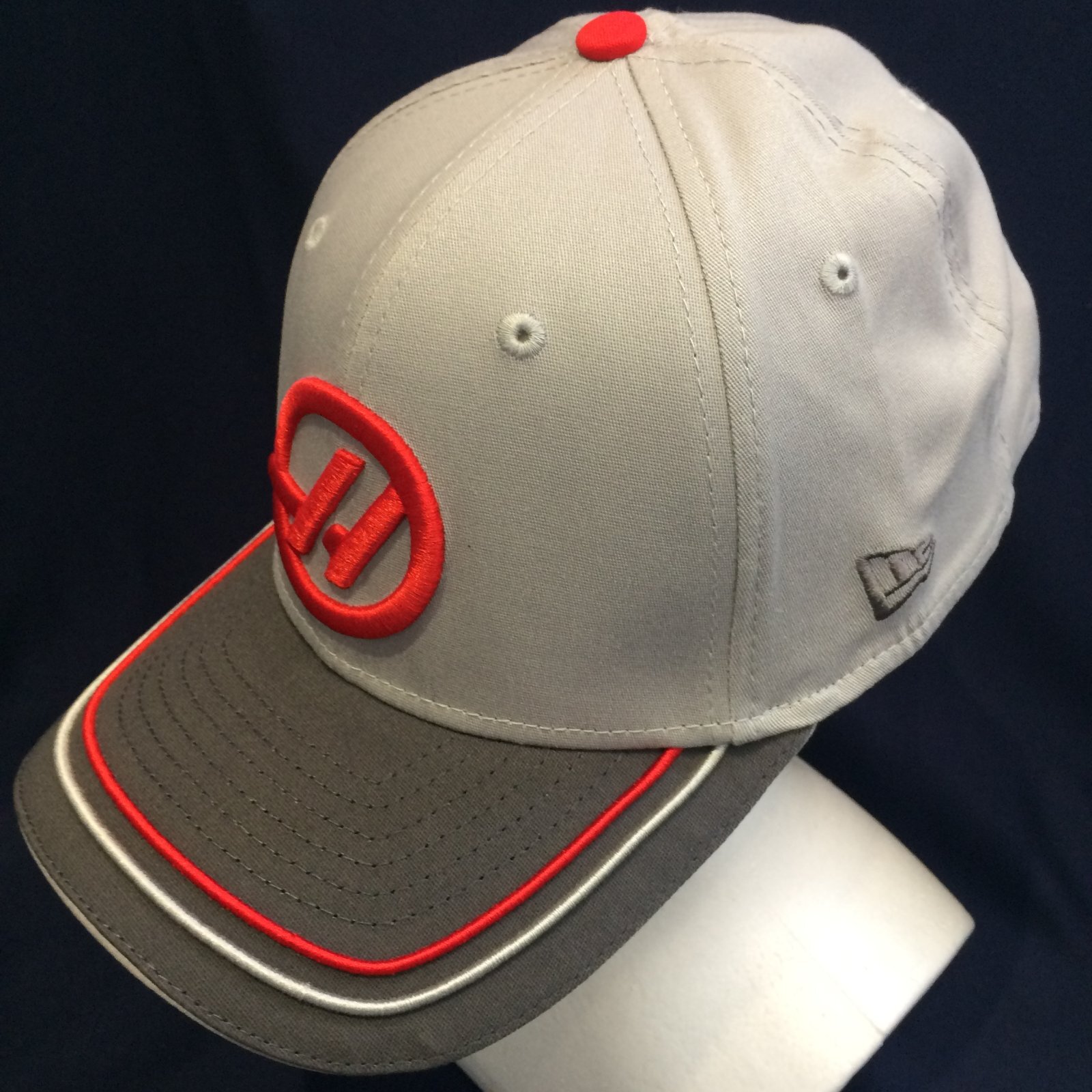 画像: マネーグラム ハース F1 チーム NewEra 9SEVENTY F1参戦 200GP 記念 チームキャップ 2025