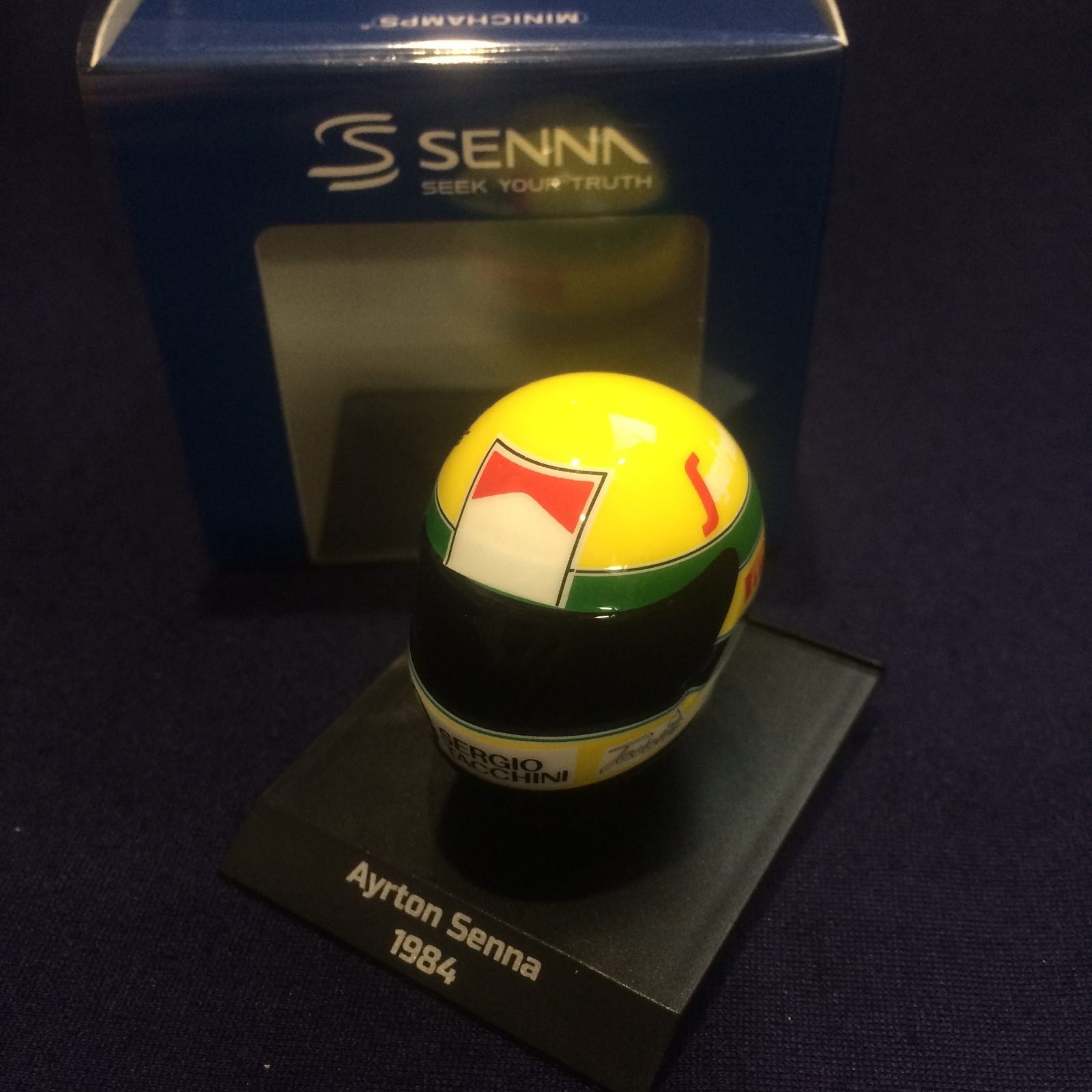 画像1: 新品正規入荷品●PMA1/10 アイルトンセナ ミニチュアヘルメット 1984