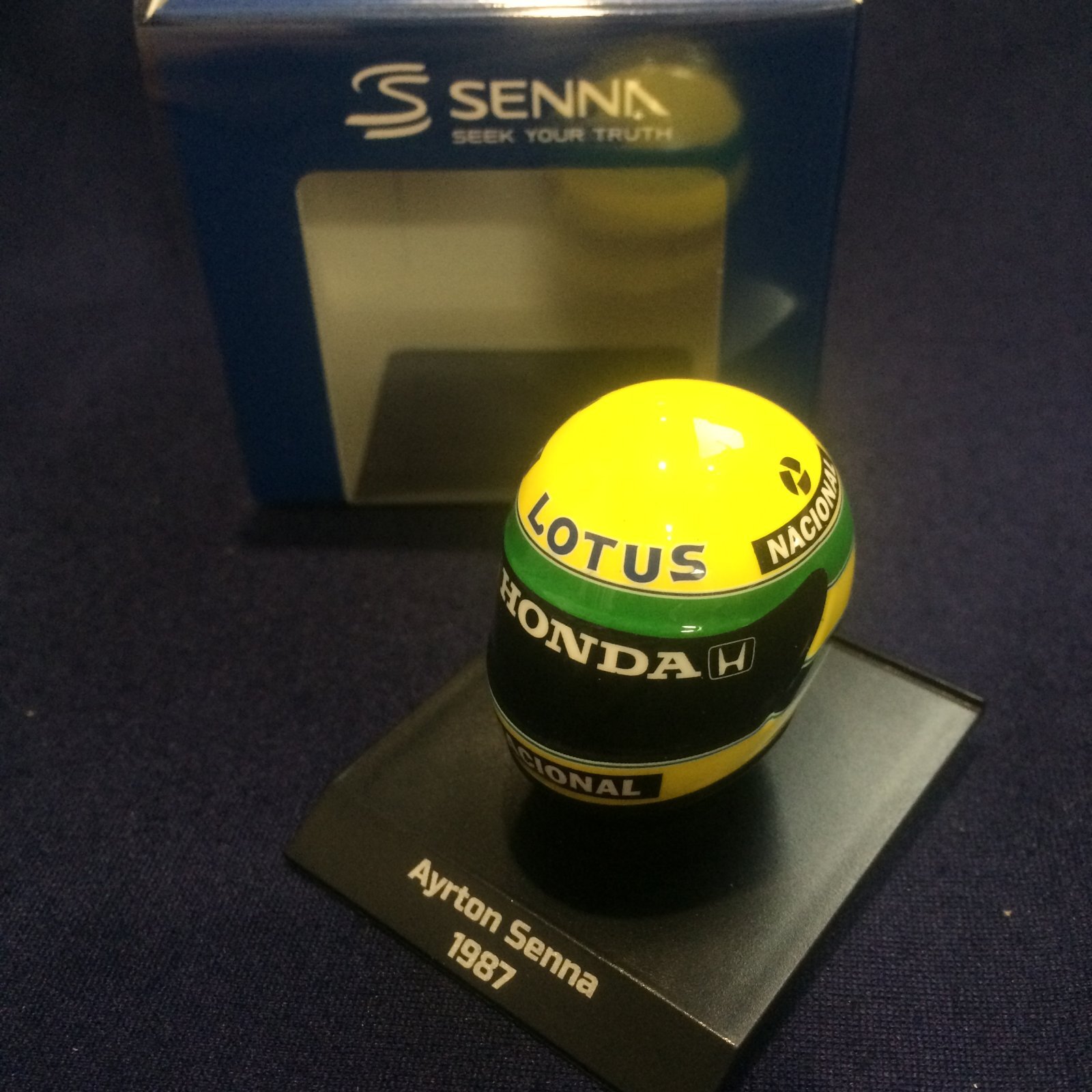 画像1: 新品正規入荷品●PMA1/10 アイルトンセナ ミニチュアヘルメット 1987