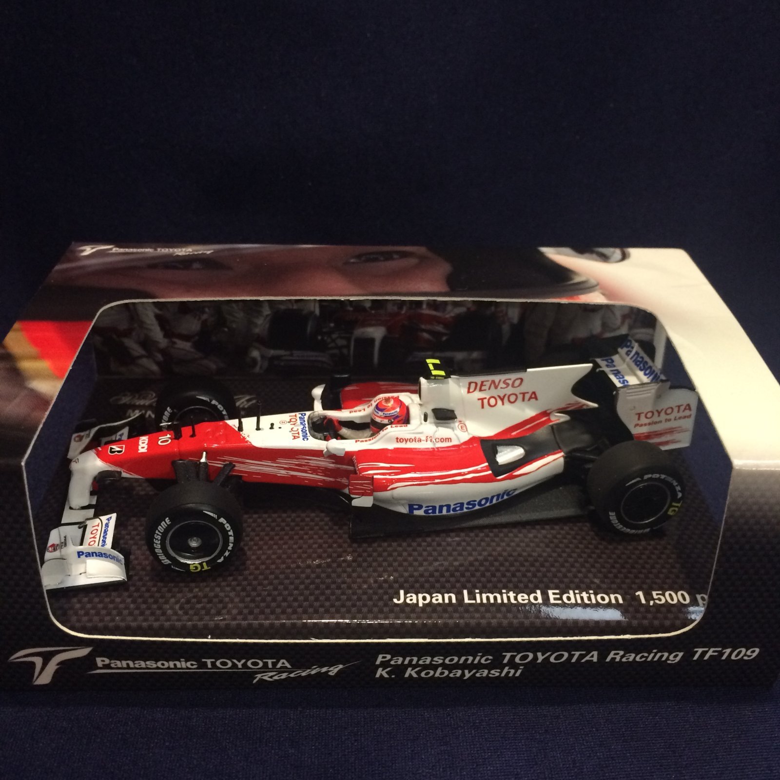 画像1: セカンドハンド品●TOYOTA別注●PMA1/43 TOYOTA TF109 (小林可夢偉） #10