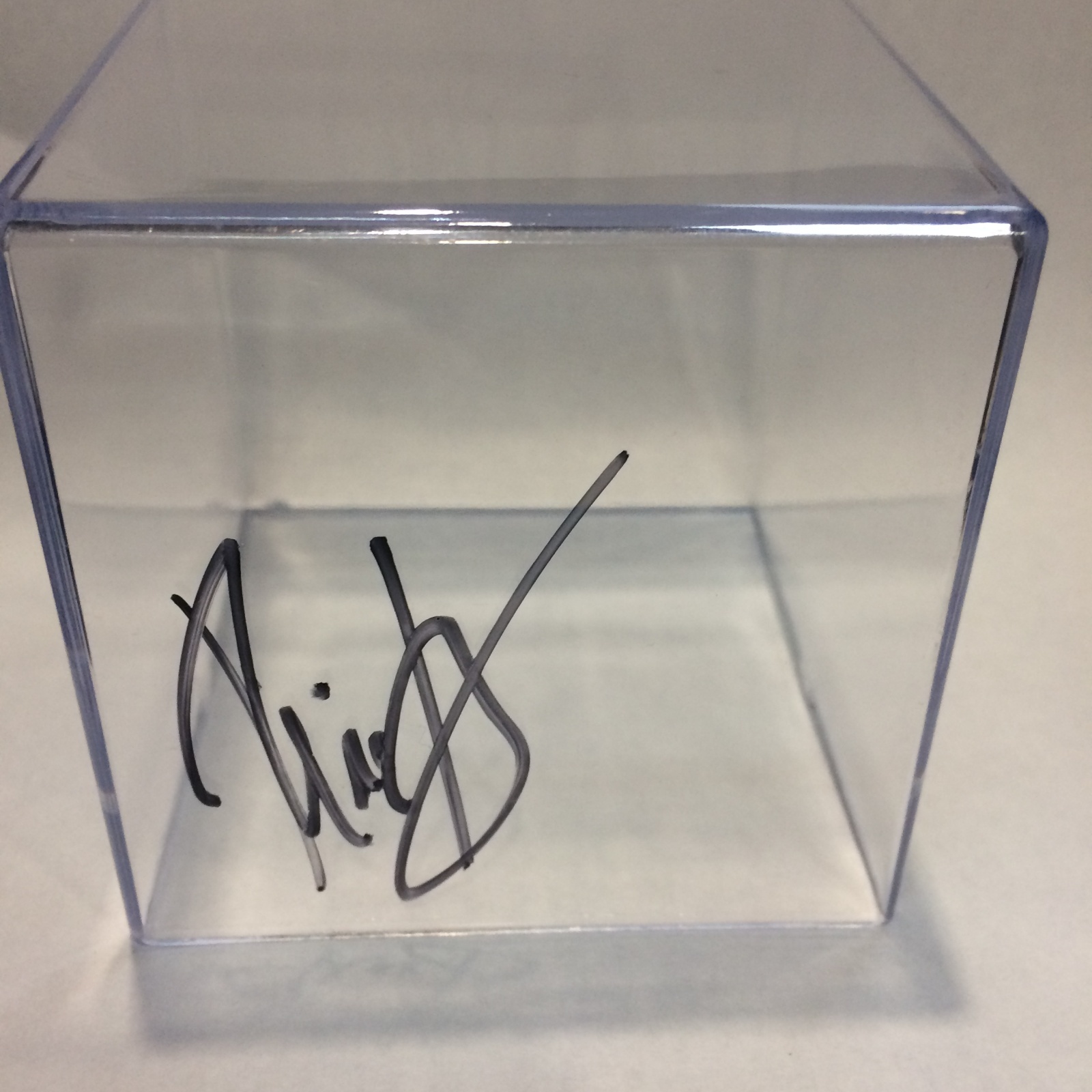 画像: セカンドハンド品●SPARK 1/5スケール●直筆サイン入り● DTM 2018 （レネ・ラスト）ミニチュアヘルメット