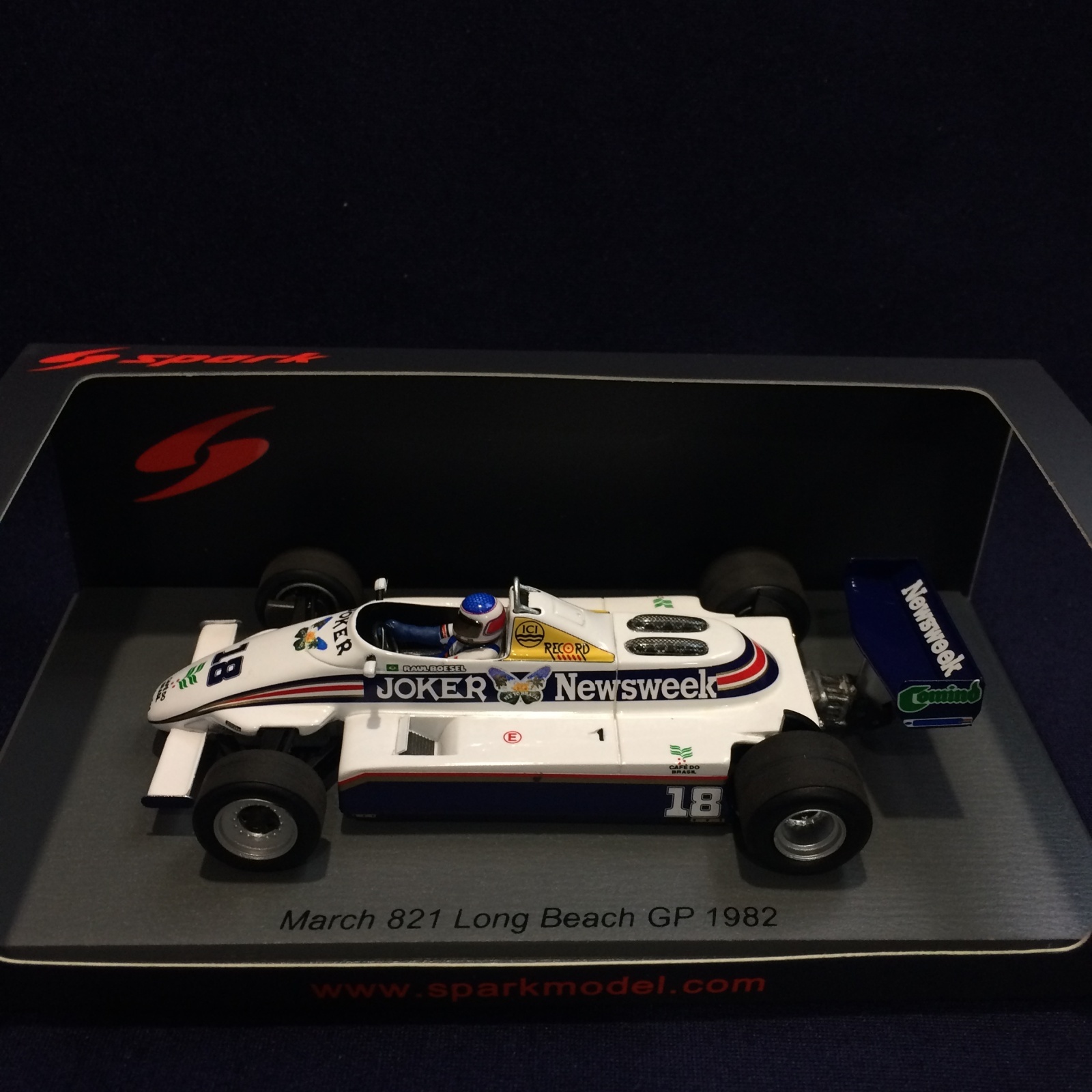 画像1: 新品正規入荷品●SPARK 1/43 MARCH 821 LONG BEACH GP 1982 (R.BOESEL) #18