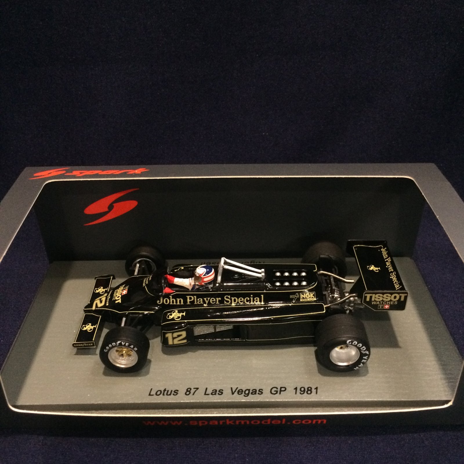 画像1: セカンドハンド品●SPARK 1/43 LOTUS 87 LAS VEGAS GP 1981 (N.マンセル）#12