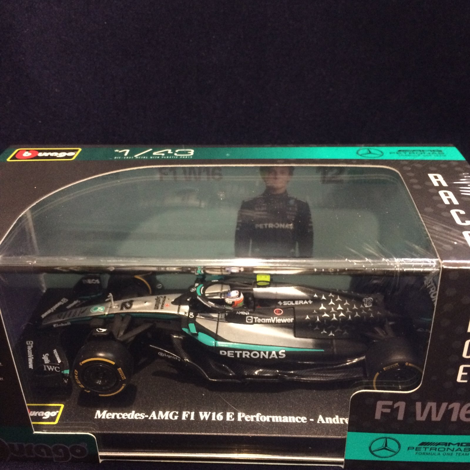 画像1: 新品正規入荷品●burago1/43 MERCEDES-AMG W16 (K.アントネッリ）#12 ※アクリルケース＆ドライバーフィギュア付