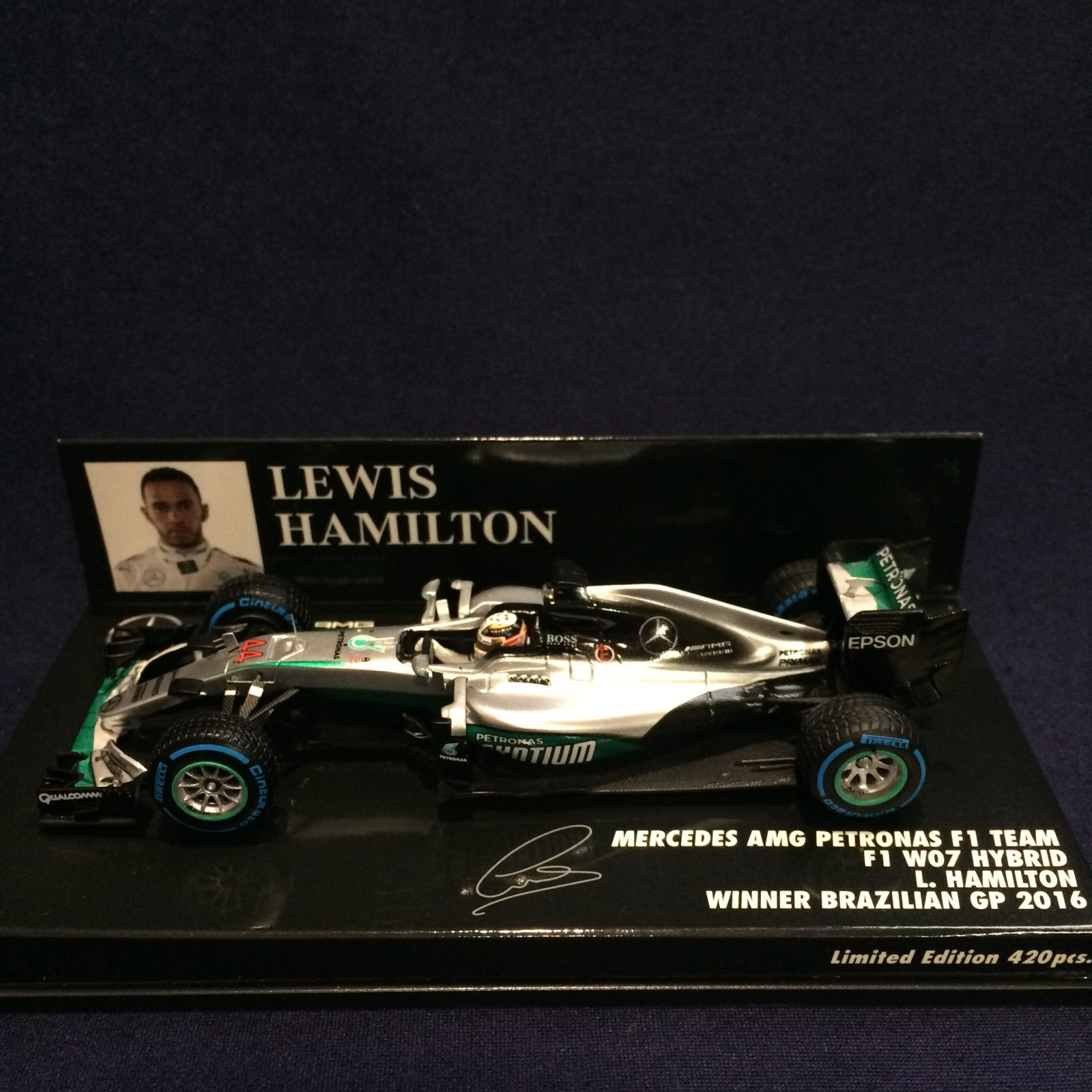 画像1: セカンドハンド品●PMA1/43 MERCEDES AMG PETRONAS W07 WINNER BRAZILIAN GP 2016 (L.ハミルトン）#44
