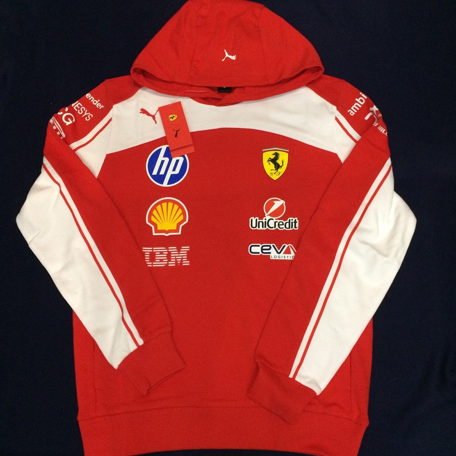 画像1: スクーデリア フェラーリ HP チーム フーディー 2026  (XLサイズ）