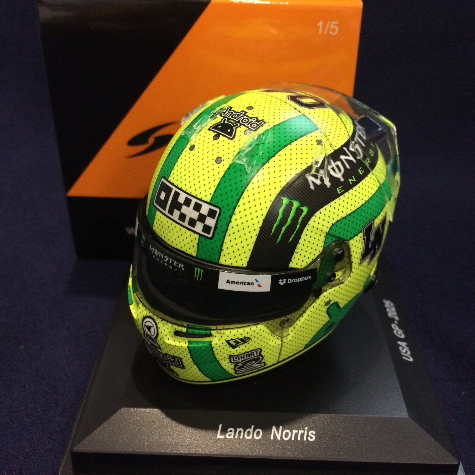 画像1: 新品正規入荷品●SPARK1/5 McLAREN F1 USA GP 2025 (L.ノリス）ミニヘルメット