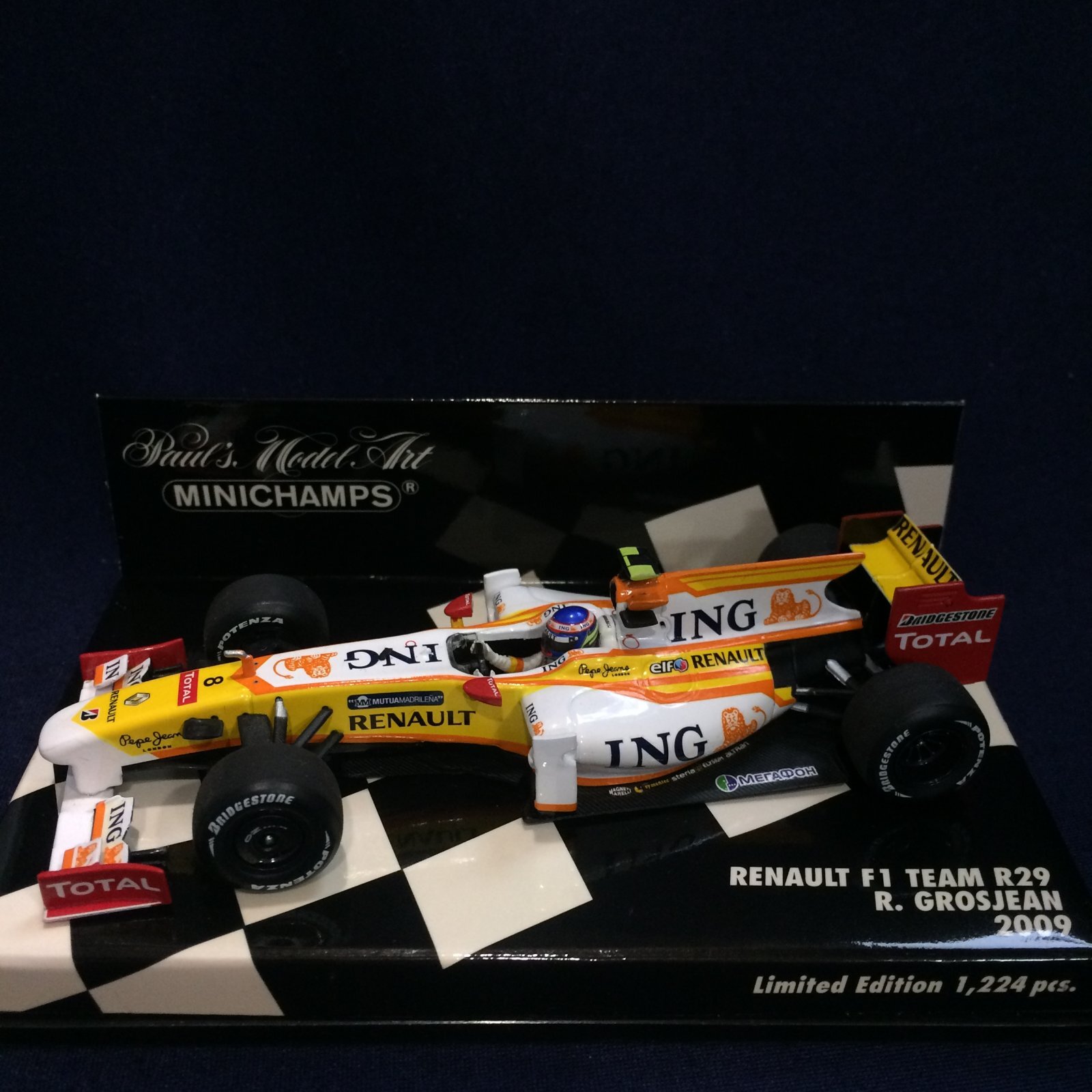 画像1: セカンドハンド品●PMA1/43 RENAULT R29 (R.グロージャン）2009 #8