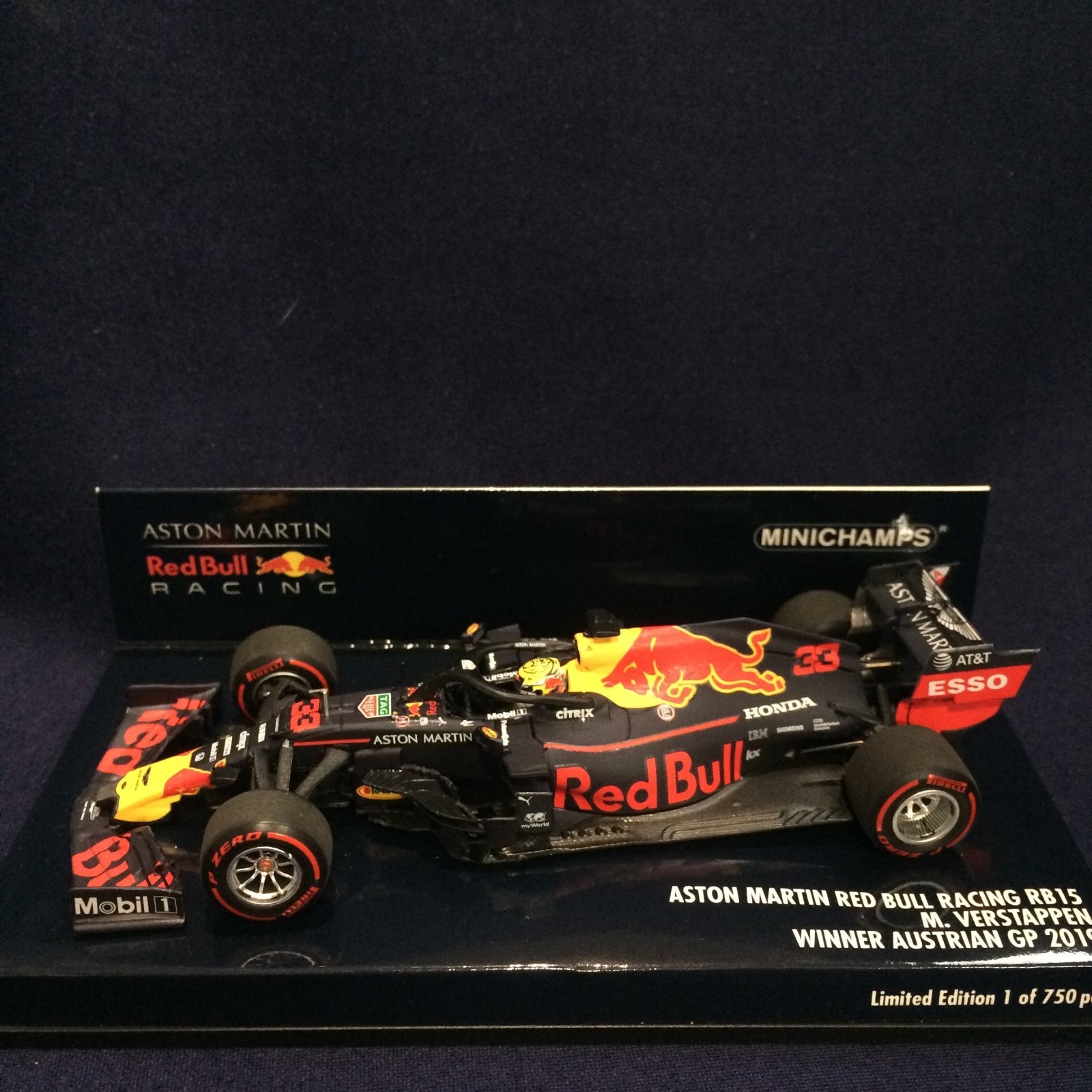 画像1: セカンドハンド品●PMA1/43 RED BULL HONDA RB15 WINNER AUSTRIAN GP 2019 (M.フェルスタッペン）#33