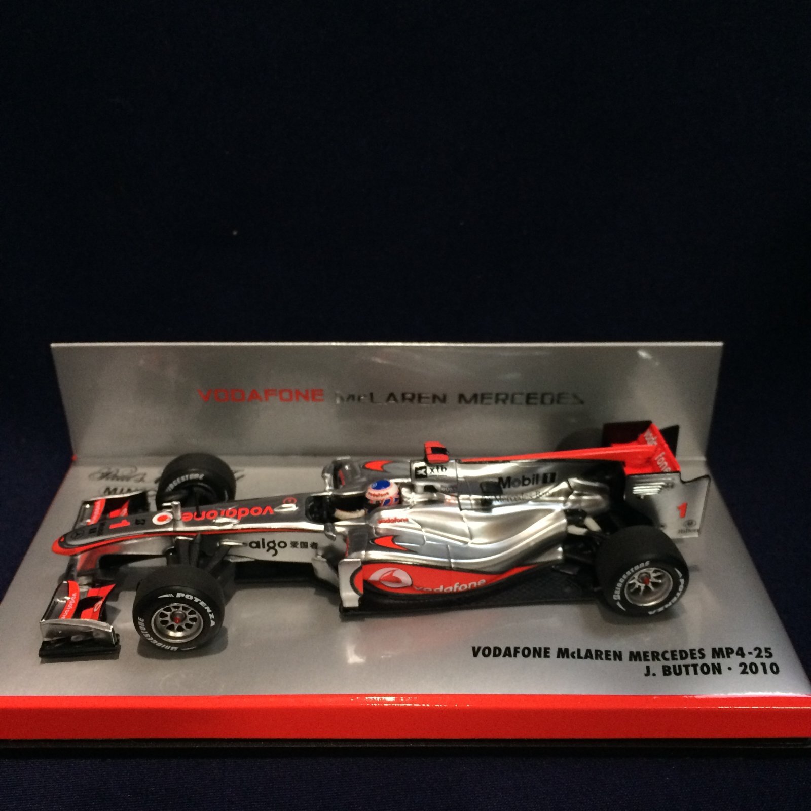 画像1: セカンドハンド品●チーム別注●PMA1/43 ＭcLAREN MERCEDES MP4-25 (Ｊ.バトン）2010 #1