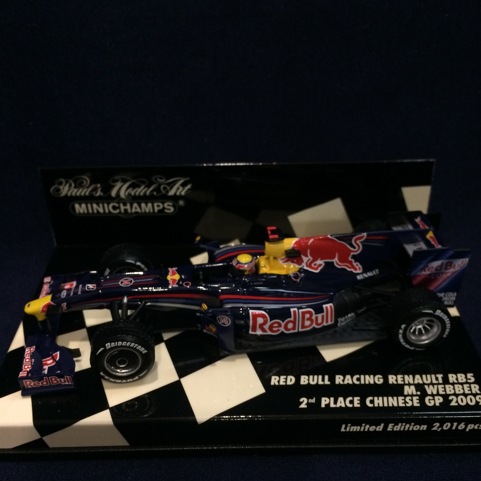 画像1: セカンドハンド品●PMA1/43 RED BULL RENAULT RB5 2nd PLACE CHINESE GP 2009 (M.ウェーバー）#14