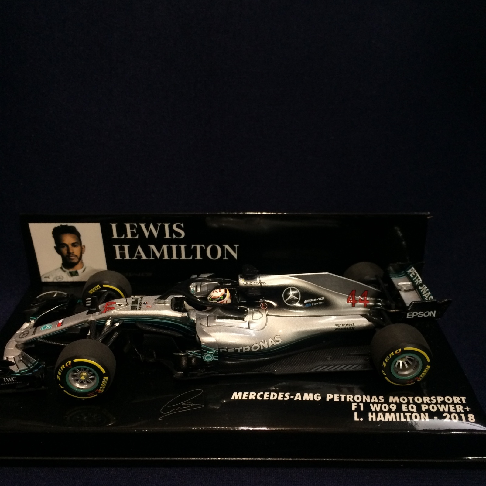 画像1: セカンドハンド品●PMA 1/43 MERCEDES-AMG PETRONAS W09 (L.ハミルトン）2018 #44