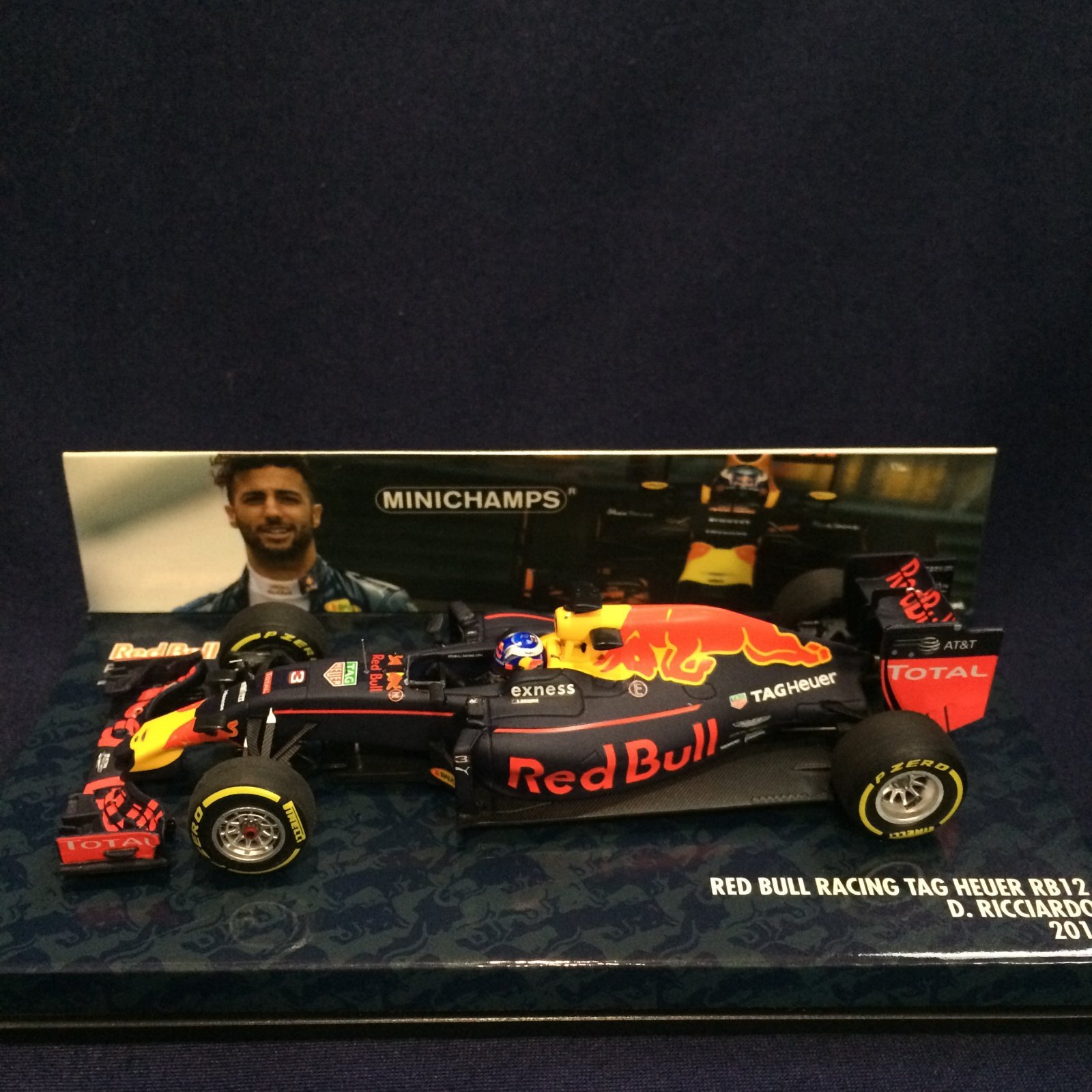 画像1: セカンドハンド品●PMA1/43 RED BULL TAG HEUER RB12 (D.リカルド）2016 #3