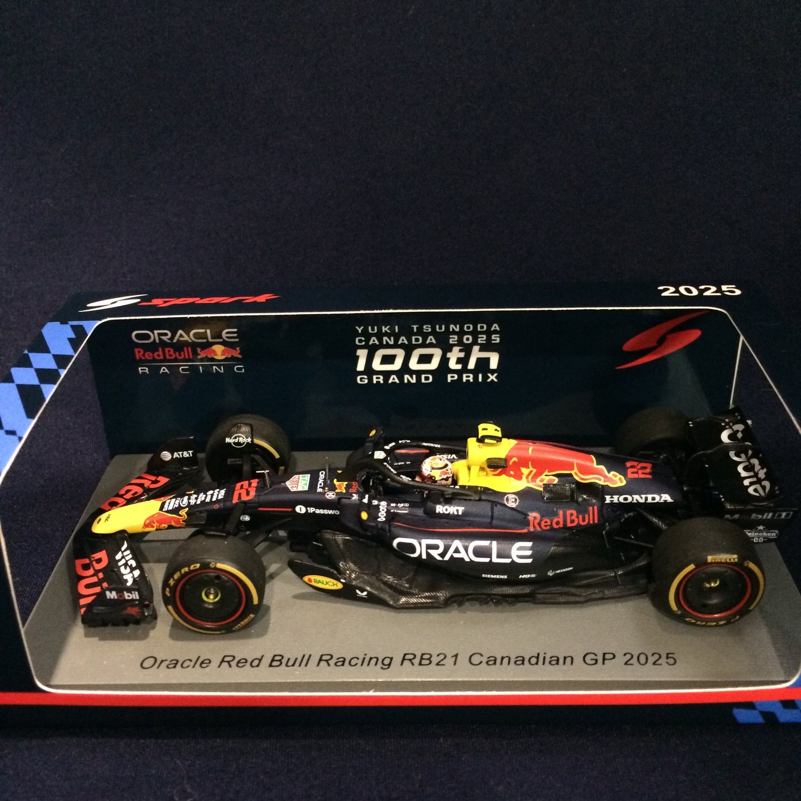 画像1: 新品正規荷品●SPARK1/43 RED BULL HONDA RB21 CANADIAN GP 2025 (角田裕毅） #22