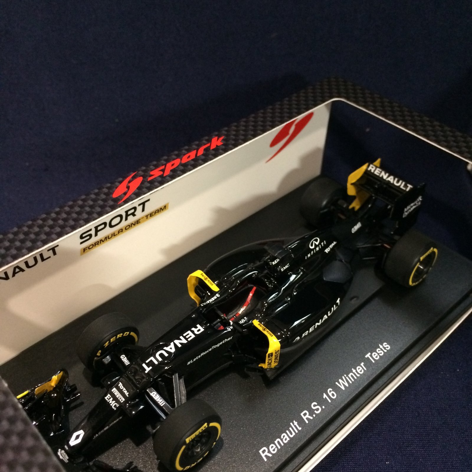 画像: セカンドハンド品●SPARK 1/43 RENAULT R.S.16 WINNER TESTS 