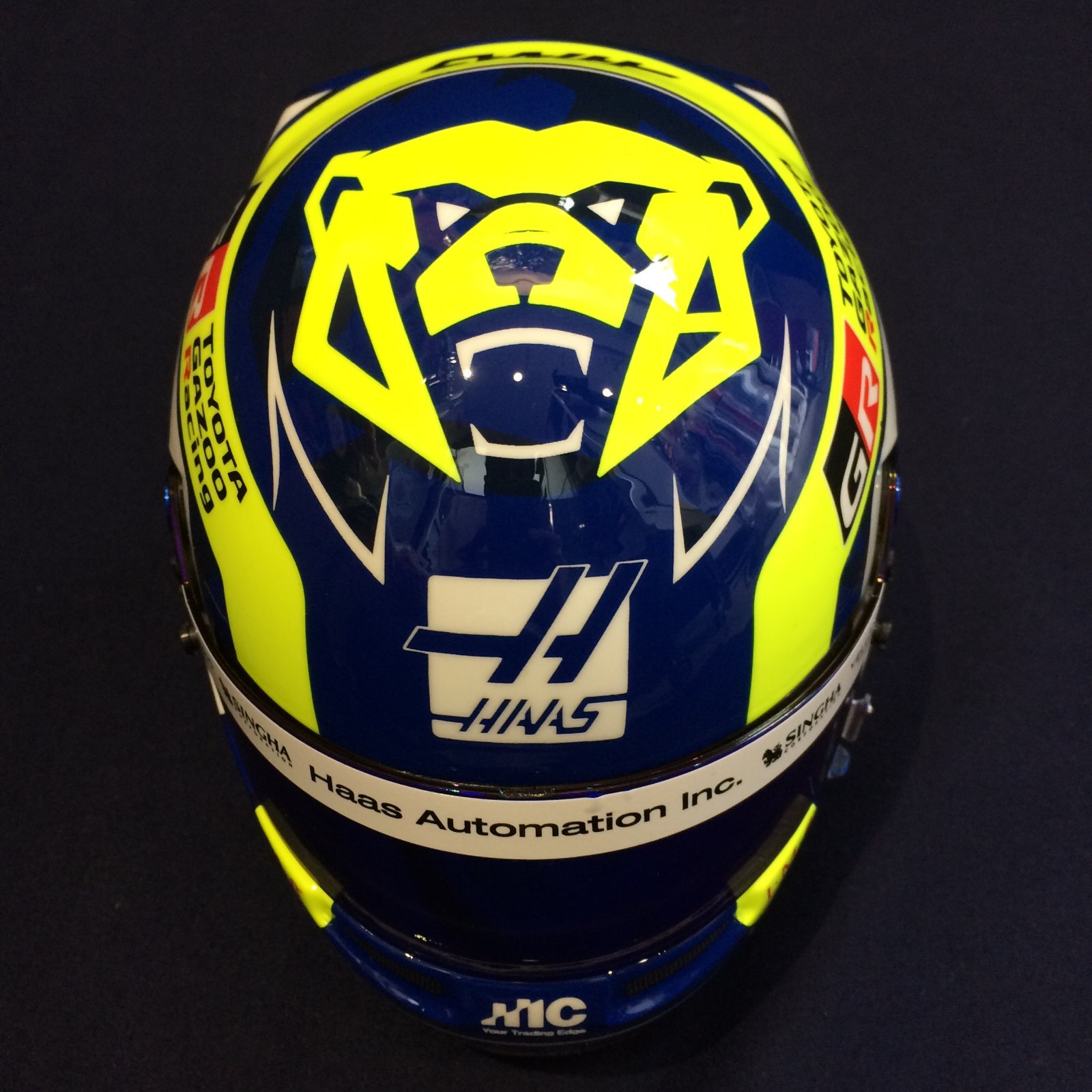 画像: 新品正規入荷品●BELL 1/2 TRG HAAS F1 2026 (O.ベアマン）ミニヘルメット