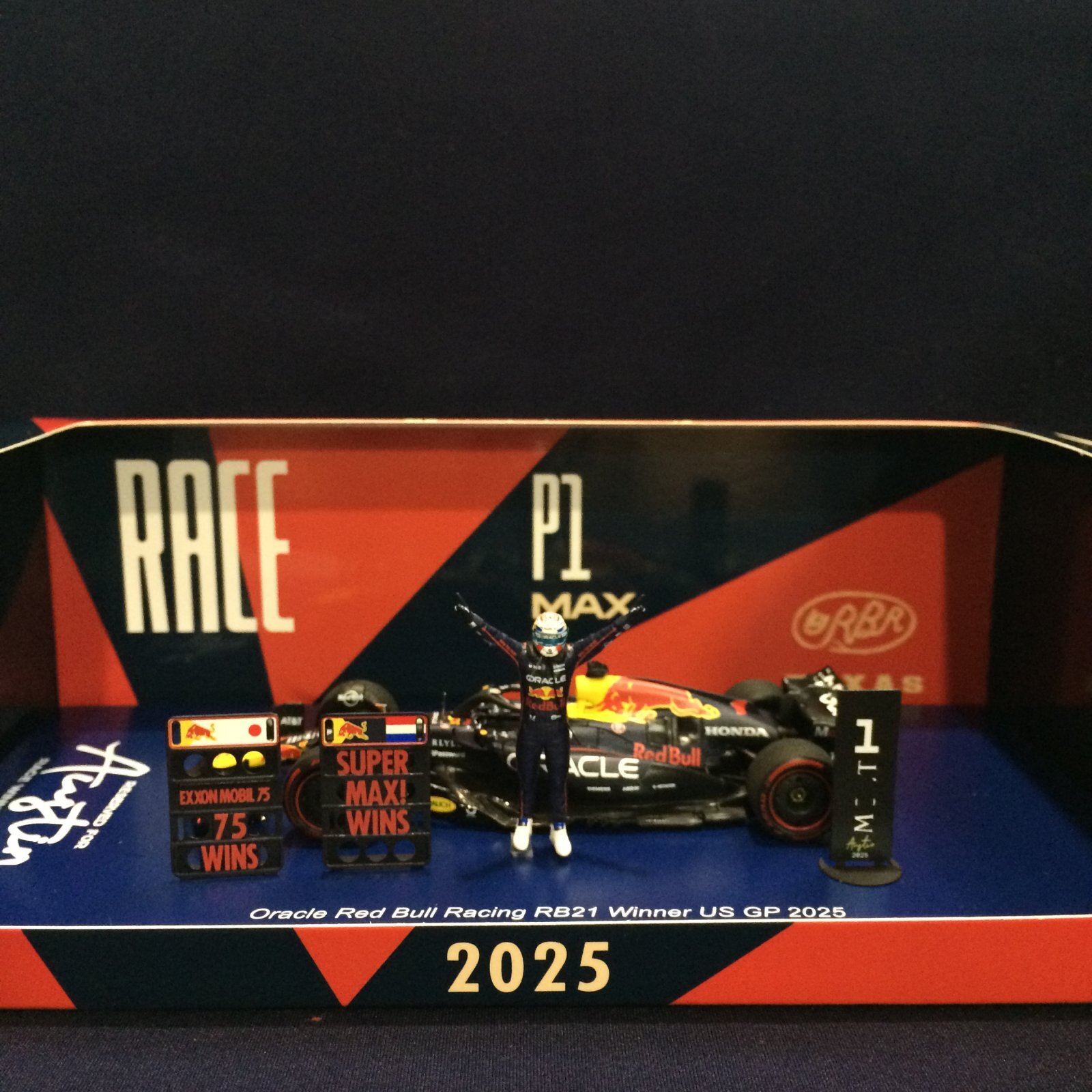 画像1: 新品正規荷品●SPARK1/43 RED BULL HONDA RB21 WINNER US GP 2025 (M.フェルスタッペン）#1