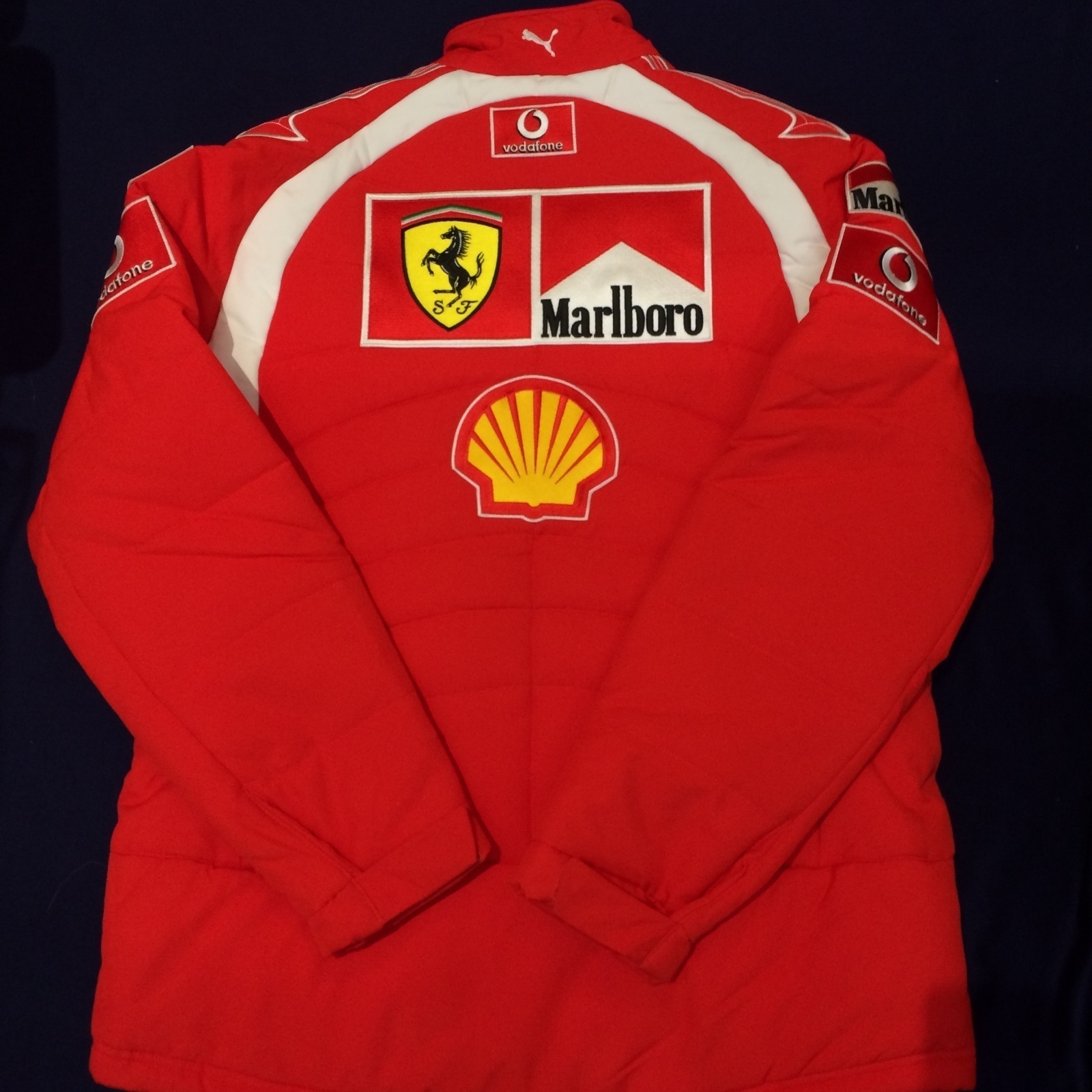 画像: 新品未使用タグ付き●FERRARIチーム支給 ハードジャケット 2006　(サイズL) ※Marlboro仕様