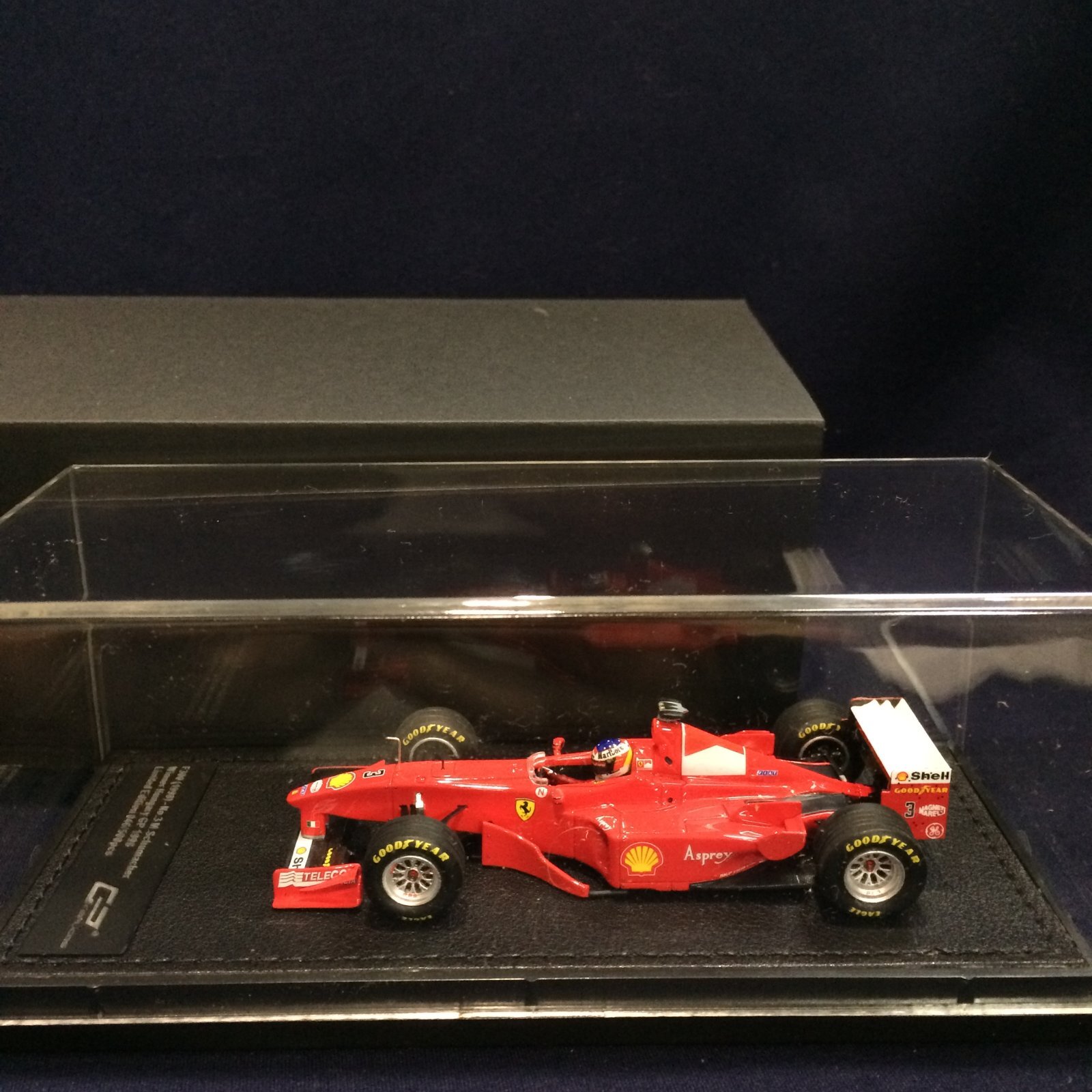 画像1: 新品正規入荷品●KYOSYO 1/43 FERRARI F310B WINNER CANADIAN GP 1997 (M.シューマッハ）#5 ※ドライバーフィギュア付※