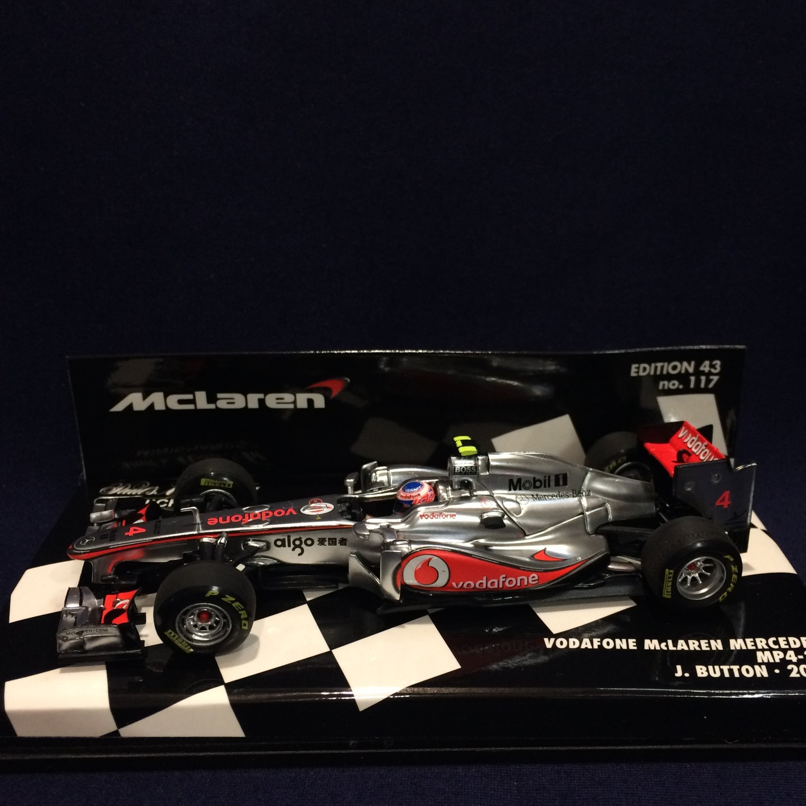 画像1: セカンドハンド品●PMA1/43 VODAFONE McLAREN MERCEDES MP4-26 (J.バトン）2011 #1
