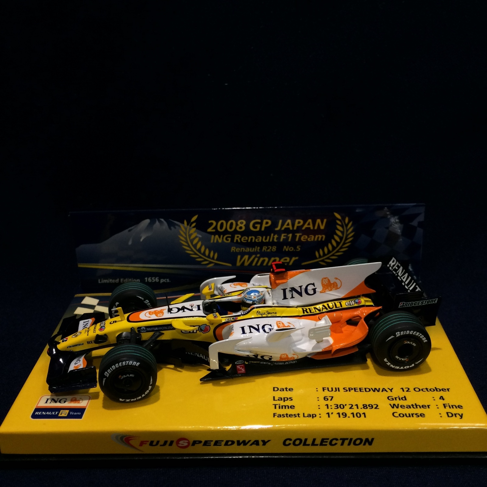 画像1: セカンドハンド品●FUJIスピードウェイ別注品●PMA1/43 RENAULT R28 WINNER JAPAN GP 2008 (F.アロンソ）#5