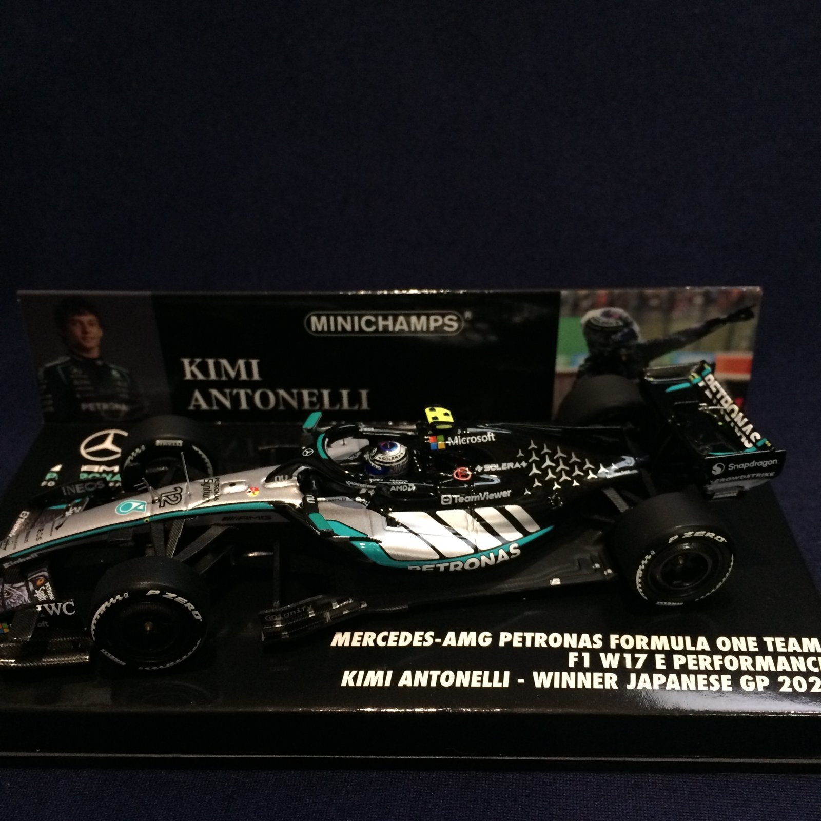画像1: 新品正規荷品●PMA 1/43 MERCEDES-AMG PETRONAS W17 WINNER JAPANESE GP 2026 (K.アントネッリ）#12